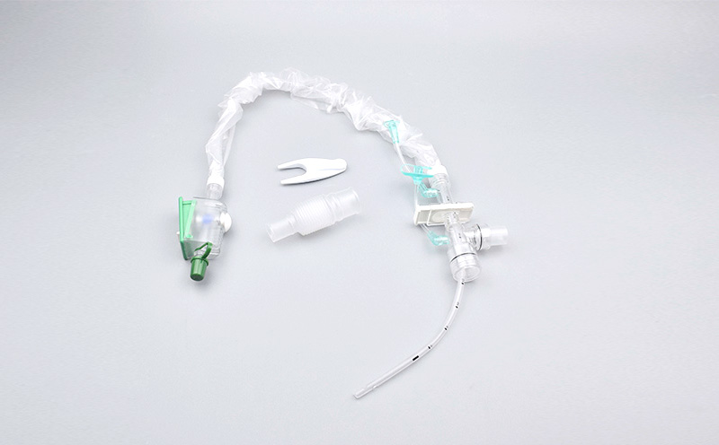 LB6811 Closed Suction Catheter