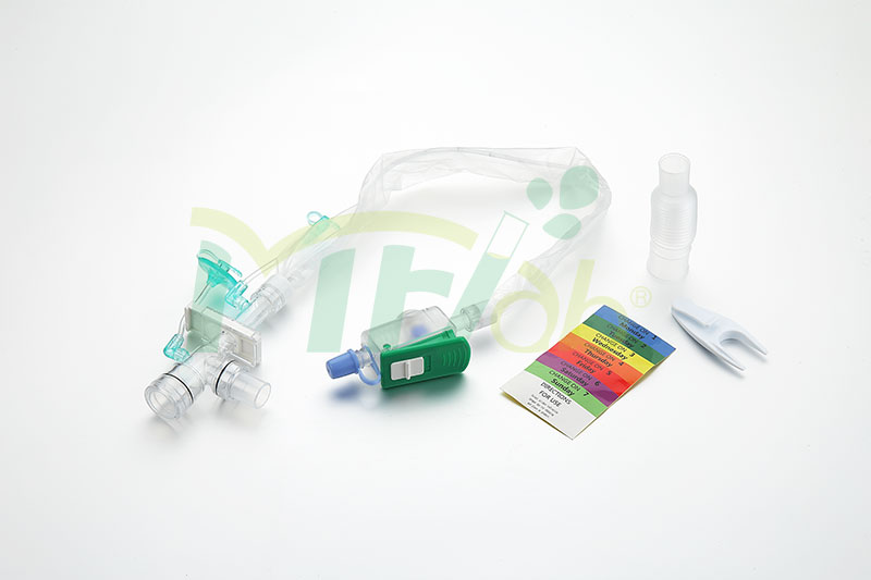 LB6811  Closed Suction Catheter